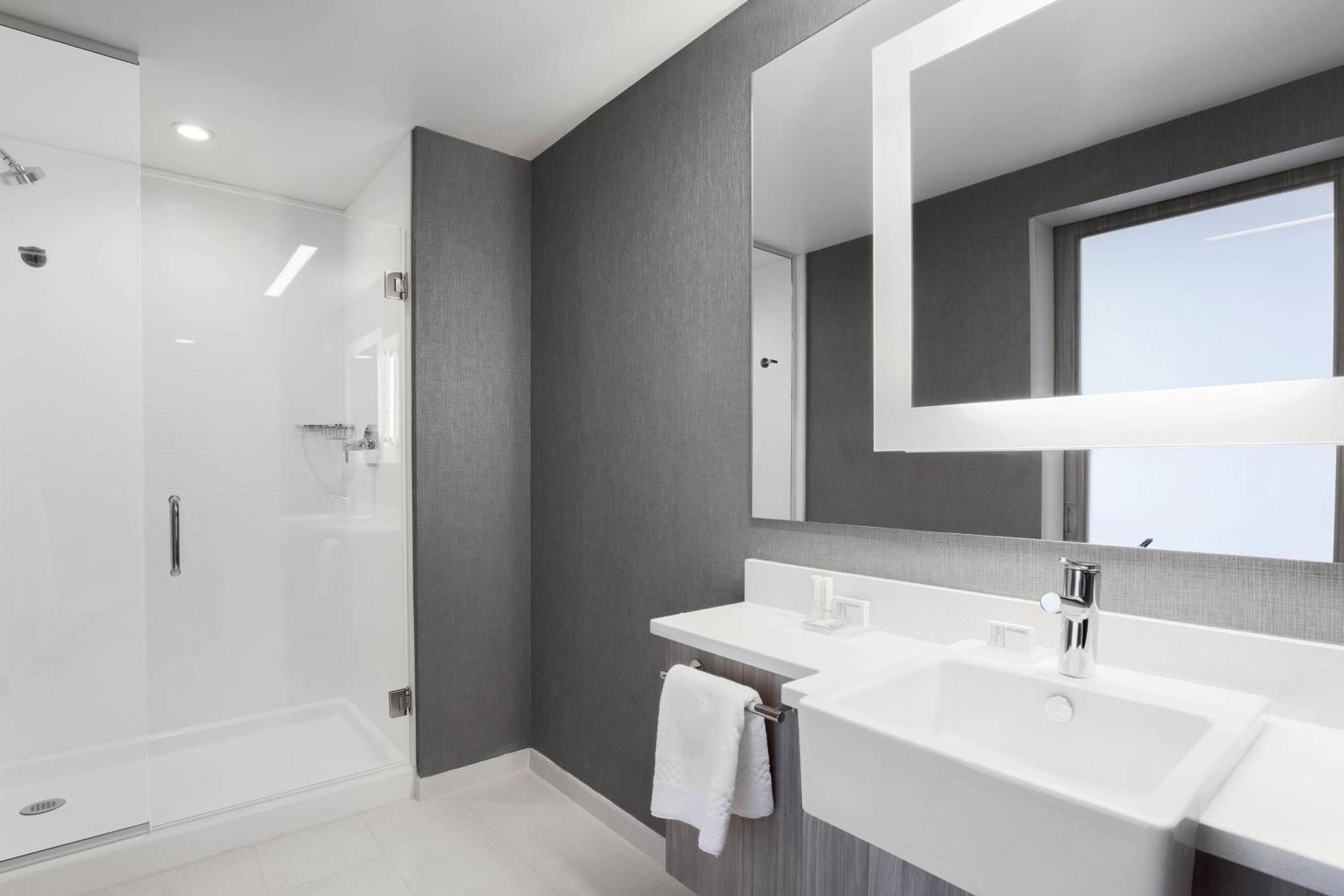 Hotel Vista Sierra Оберн Экстерьер фото