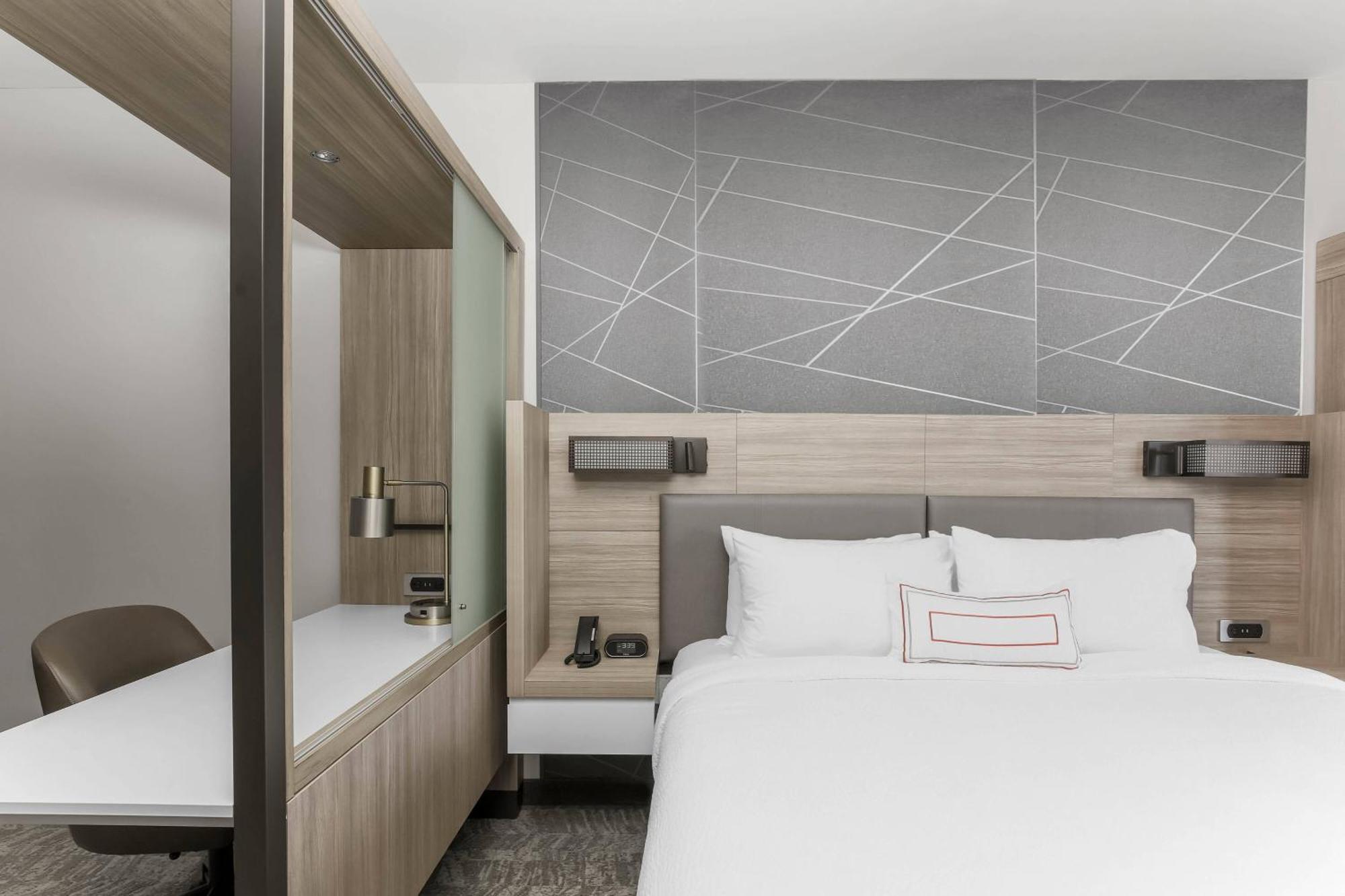 Hotel Vista Sierra Оберн Экстерьер фото