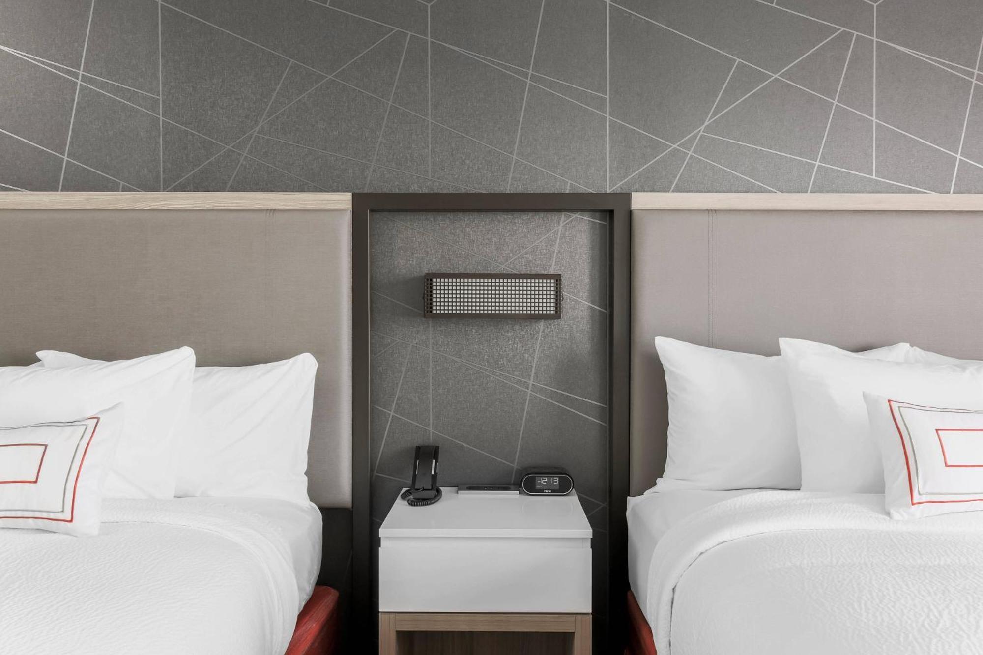 Hotel Vista Sierra Оберн Экстерьер фото